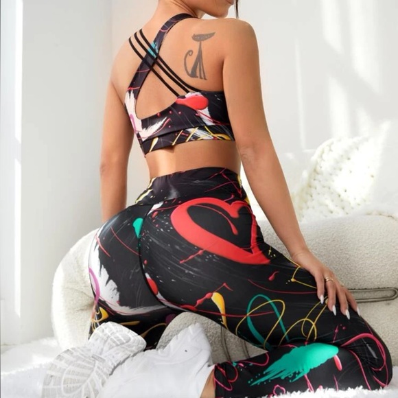 Posh Chronicles Pants - NEW Fitness Yoga 2 PC Heart Print Workout Activewear Set